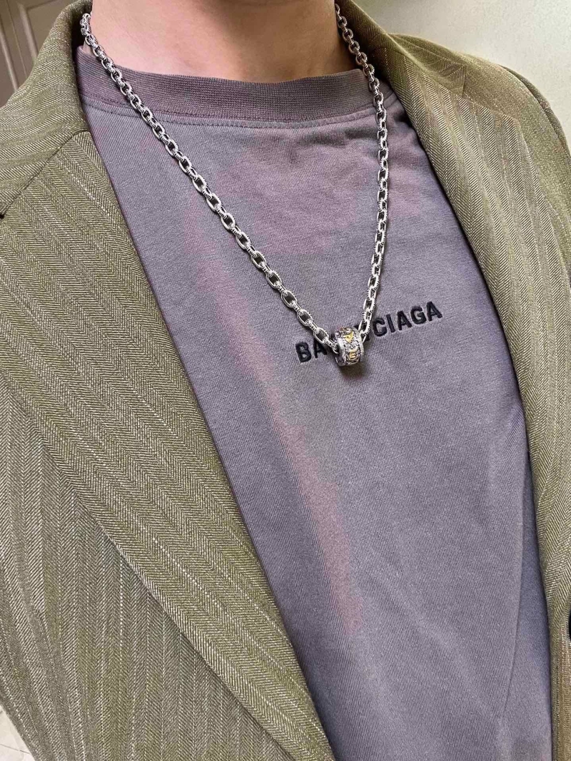 Gucci Necklaces